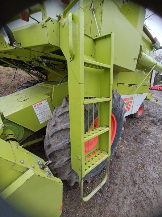 Claas Dominator 66