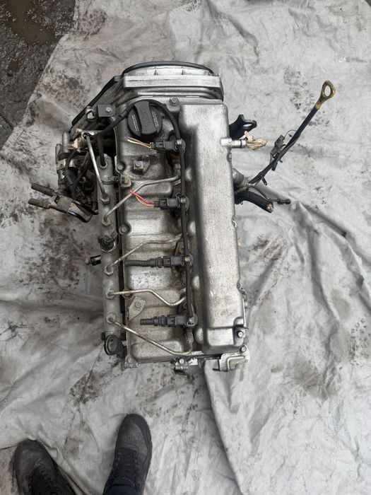 Двигатель мотор Kia Sorento 2.5 CRDI D4CB киа соренто 2005г 140 лошад