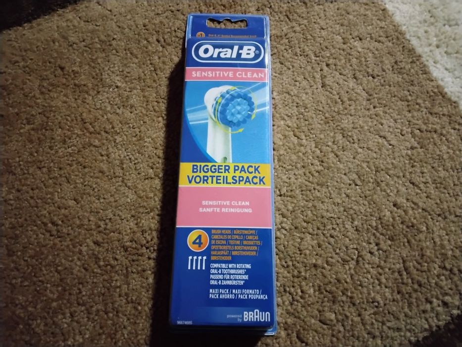 Насадки oral-b sensitive 4 шт для Чувствительных зубов и десен. Германия oral b