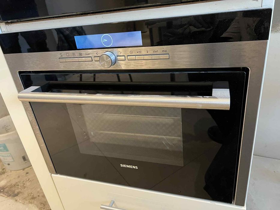 Piekarnik parowy Siemens HB26D552 – Parowar do zabudowy