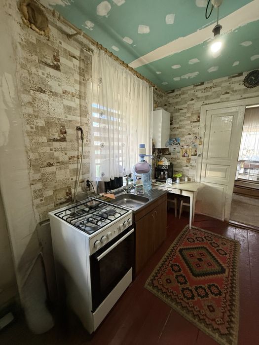 Житло в центрі Бородянки
