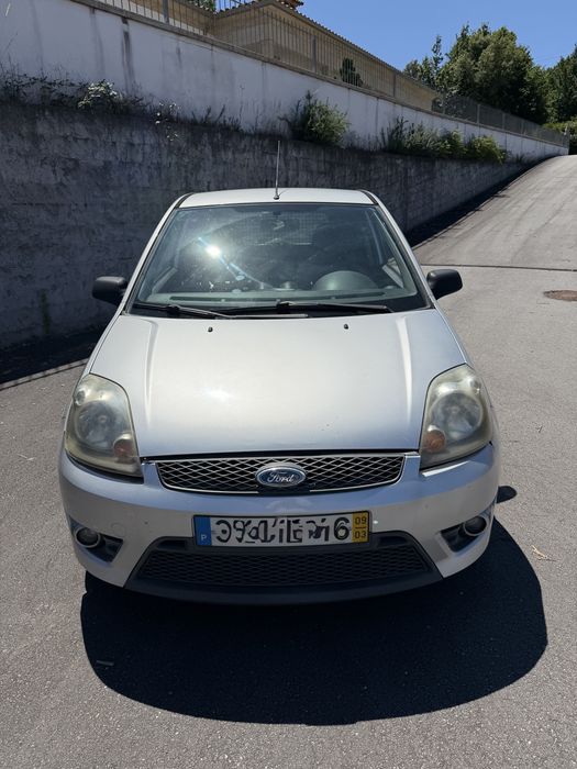 Ford fiesta 1.6 90cv sport van
