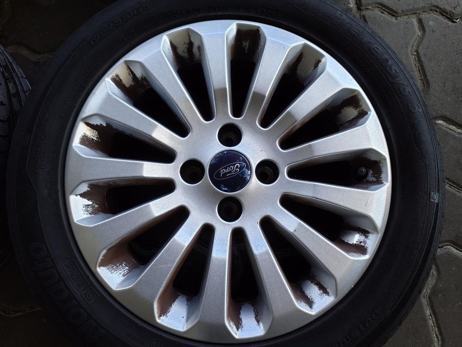 Jantes Ford R15 Com Pneus 195/50 Furação 4X98