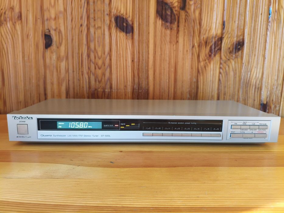 tuner Technics ST-500L srebrny