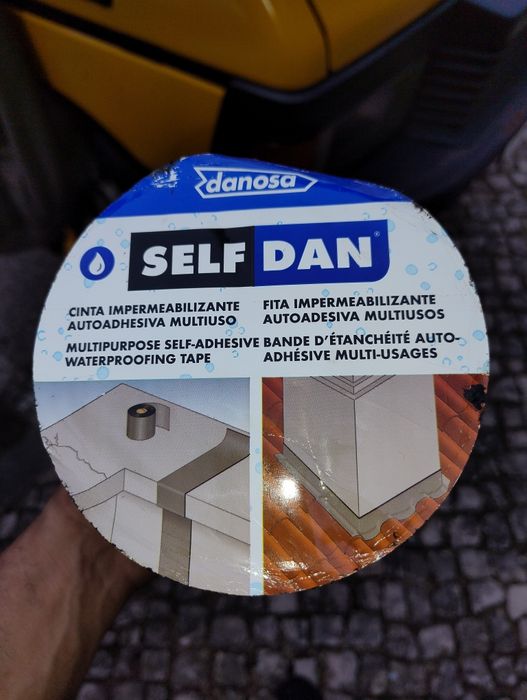 Autocaravana/autovivenda de livrete compacta (painel solar,wc completo