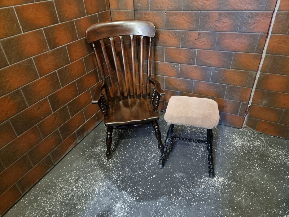 Stare meble fotele krzesła