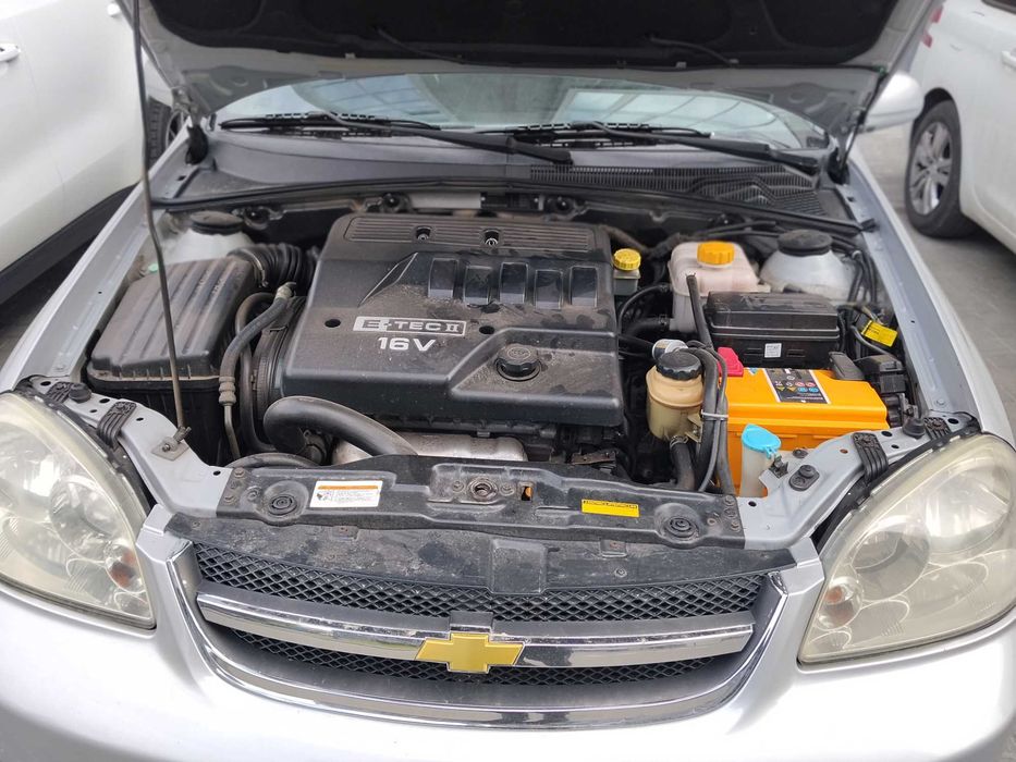 chevrolet lacetti 1.6 газ-бензин 4 покоління
