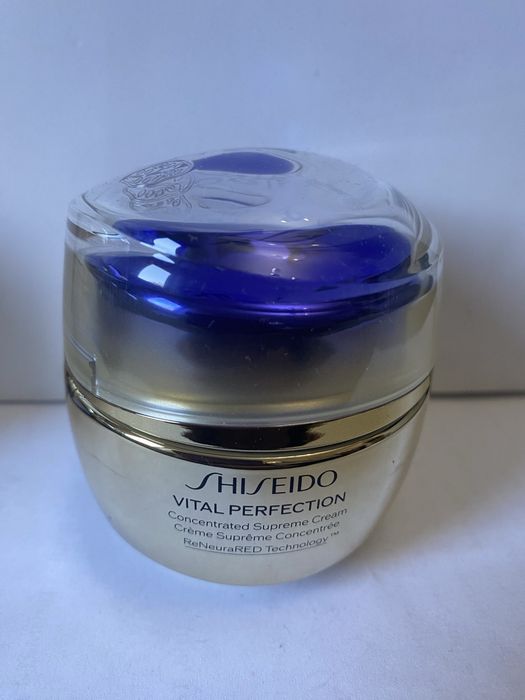 Shiseido крем для обличчя