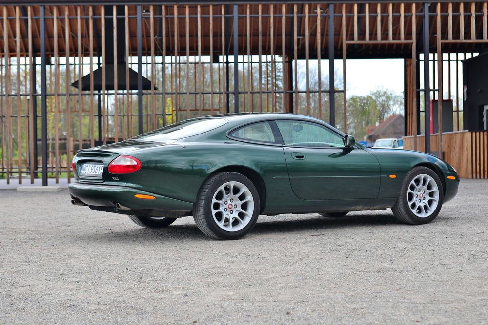 Jaguar XKR 4.0 V8 Supercharged 363 KM 1998r