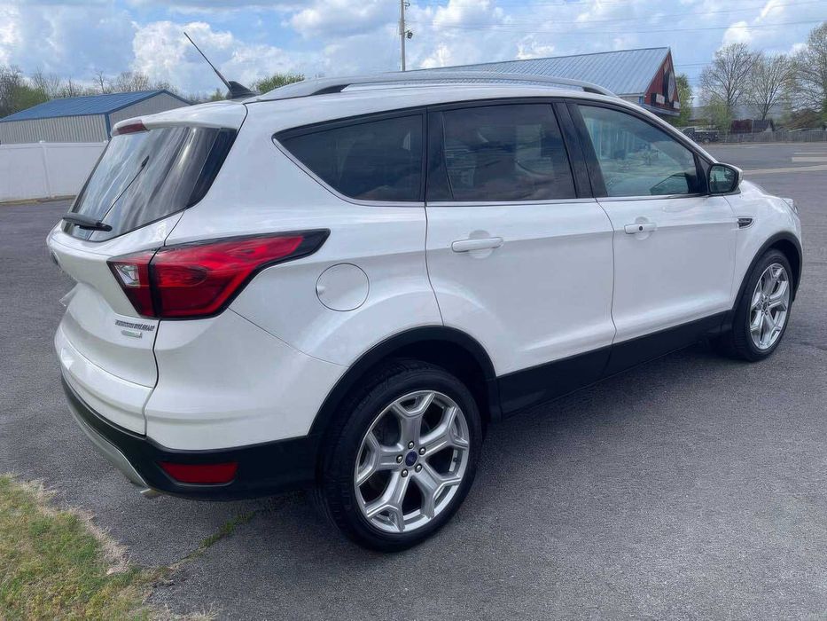 Ford Escape Titanium      2019