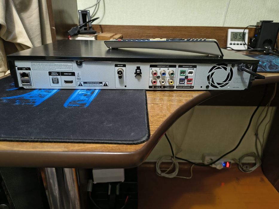 Продаю домашній кінотеатр Samsung Blu ray HT-D5000 стан новий