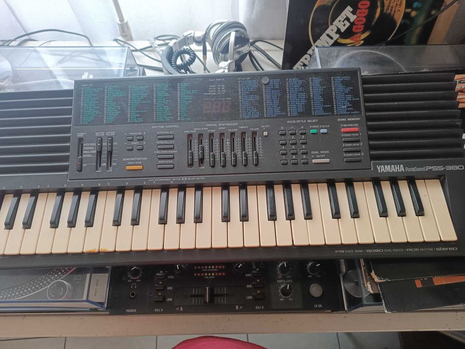Sintetizador yamaha pss 380