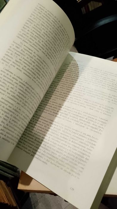 Banco de Fomento Nacional - Análise da Conjuntura Económica (1969/70)