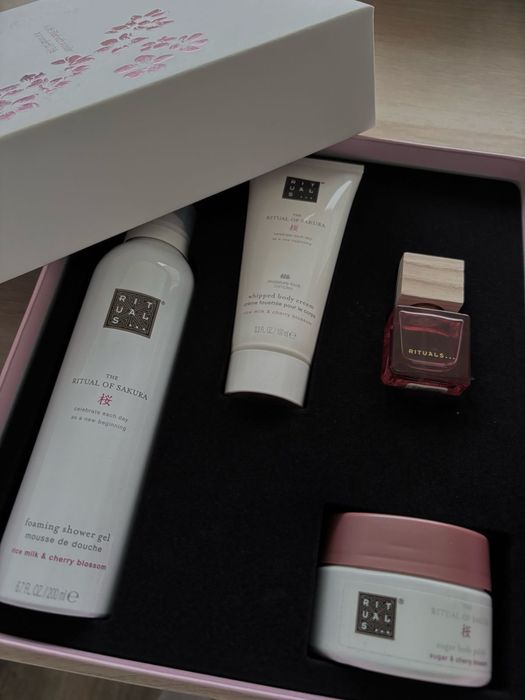 Rituals of Sakura M набір