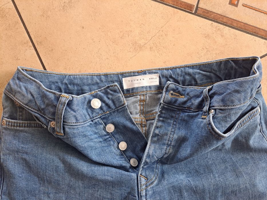 Męskie spodnie jeansowe Topman rozm. W30/L30