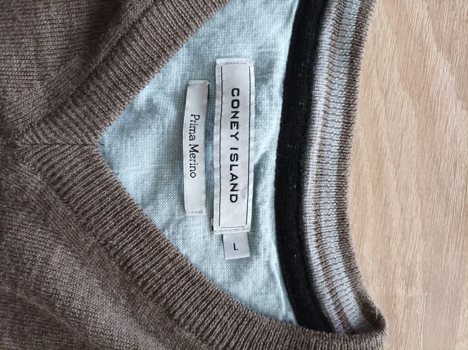 Sweter Coney Island merinos.