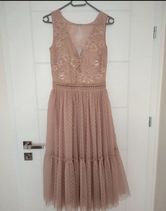 Piękna sukienka Soky Soka