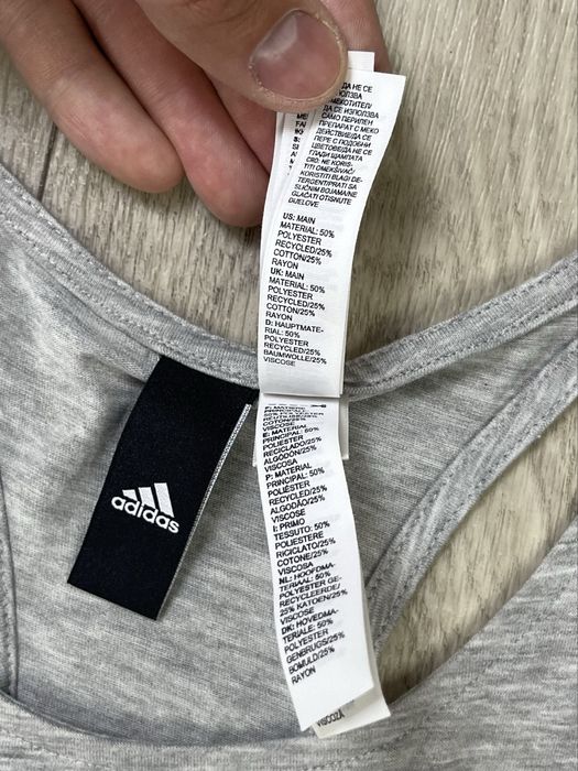 Adidas майка M размер женская спортивная с принтом серая