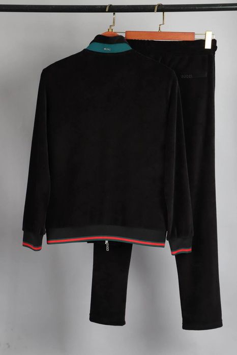Велюровий, бархатной спортивний костюм Гуччі