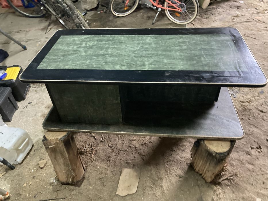 Móvel de sala em bom estado