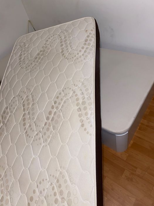 Cama de solteiro + colchão