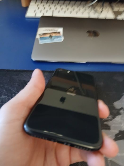 Iphone se 2020 64gb