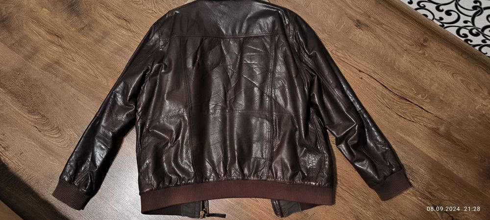 Шкіряна куртка Oodji 1L510012M/34892N/3900W ХХL Коричнева
