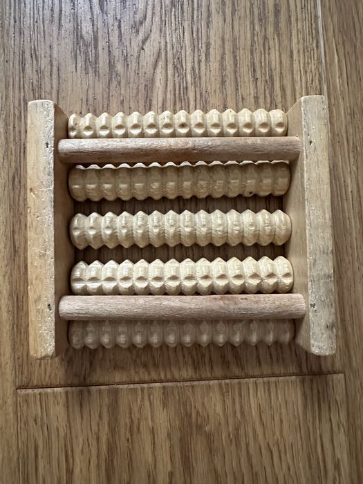 Masażer, Roller, drewniany do stóp, dłoni