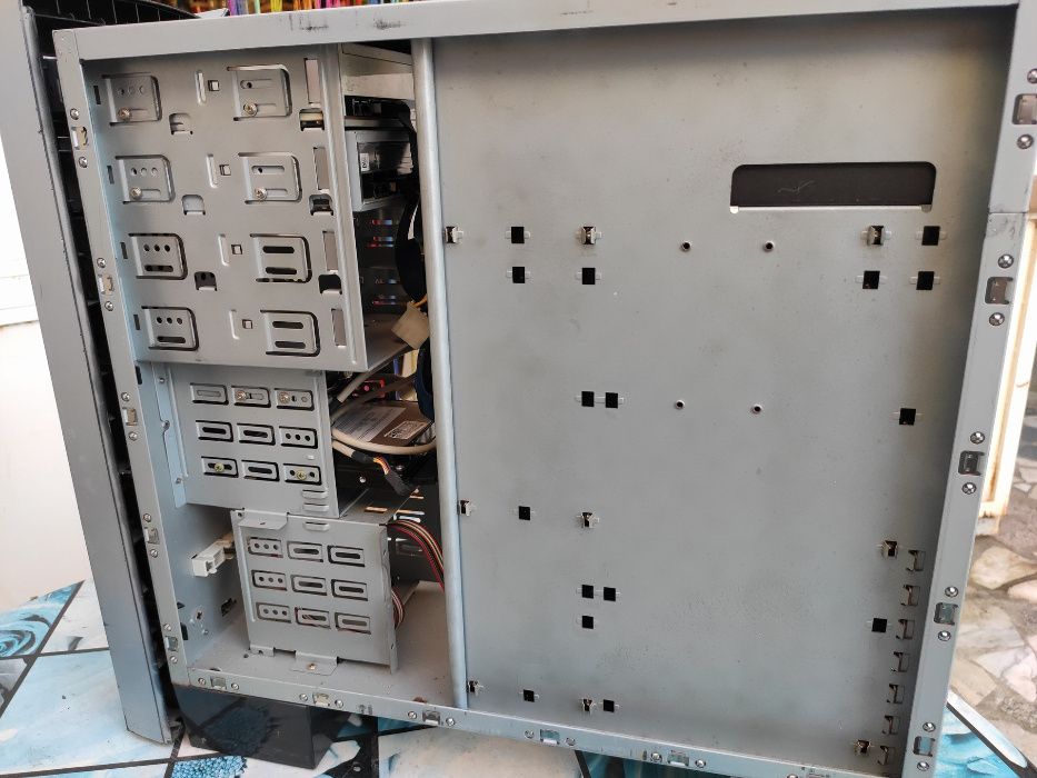 PC Nexus Chip7 - Pentium 4 3.4 GHZ, 4GB RAM e Nvidia Geforce 6200TC