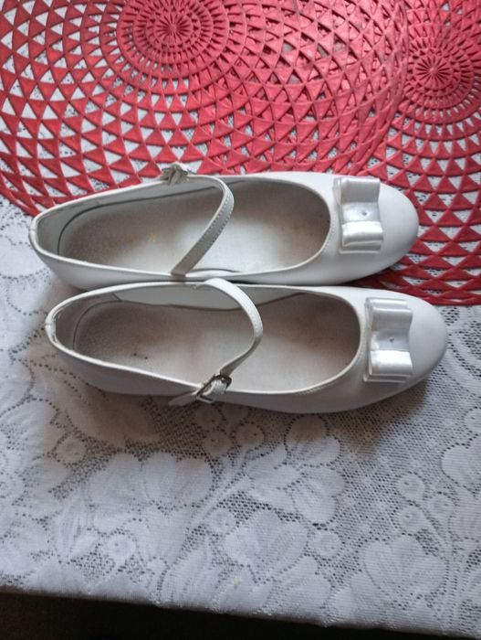 Ładne buty komunijne