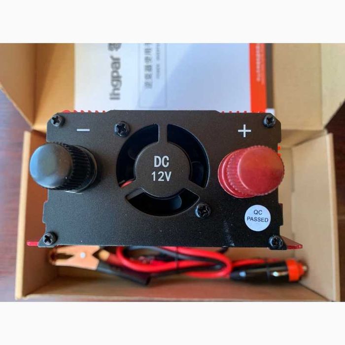 Інвертор LP-1200W 12В-220В