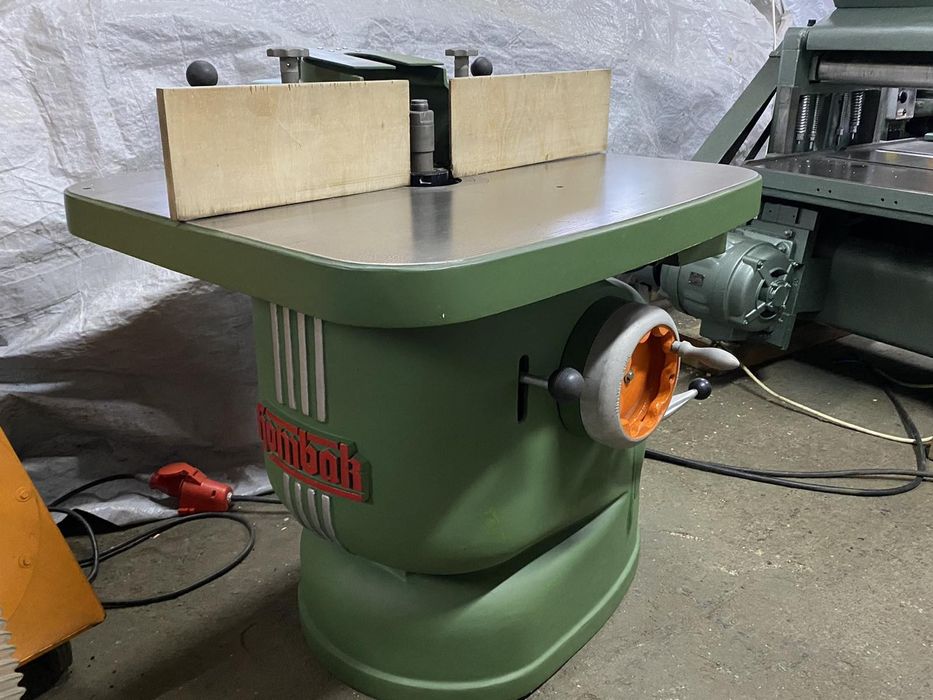 Фрезерний станок HOMBAK фрезер по дереву фрезерні фрезерный верстат