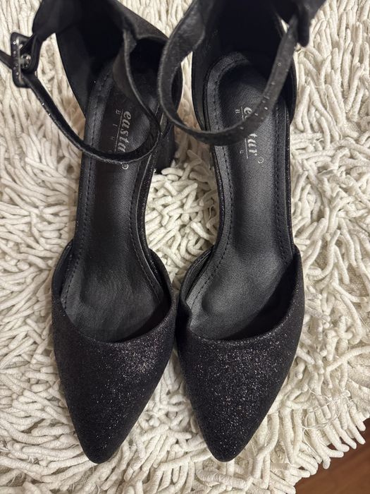 Buty damskie brokatowe