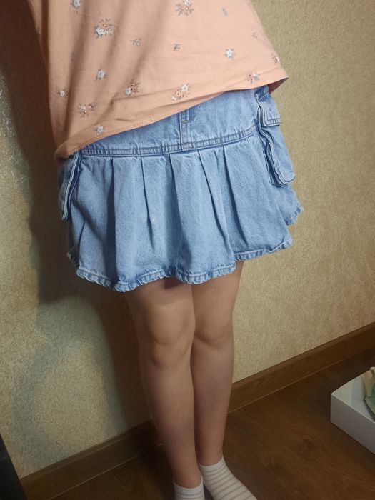 Джинсова спідниця  розміром 152 см reserved