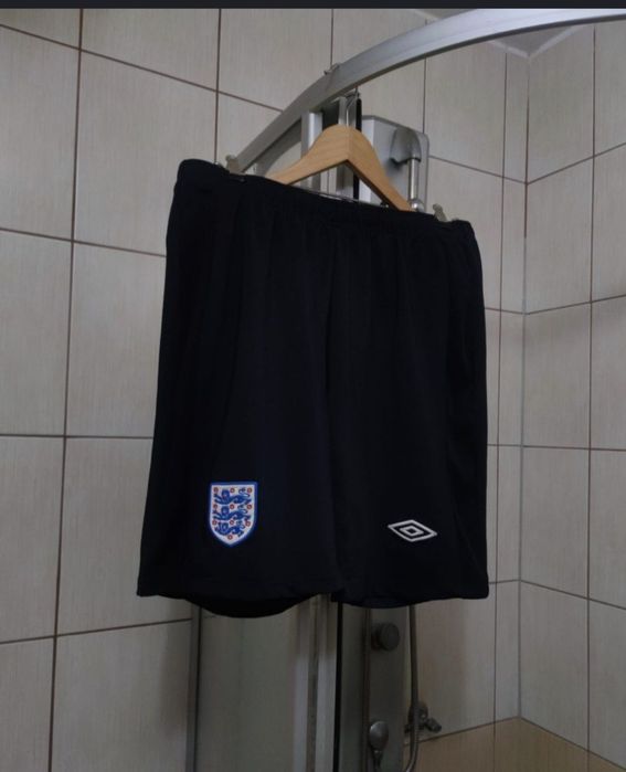 krótkie spodenki XL sportowe Umbro reprezentacja angli czarne ciemne g