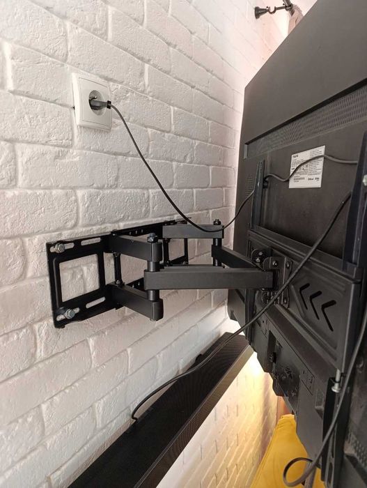 Uniwersalny Obrotowy Uchwyt TV 25-70 Cal LED LCD Plazma