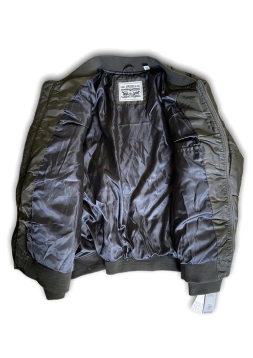 L 40 48 xxl 44 52 levis бомбер демісезон зимовий хакі куртка вітровка