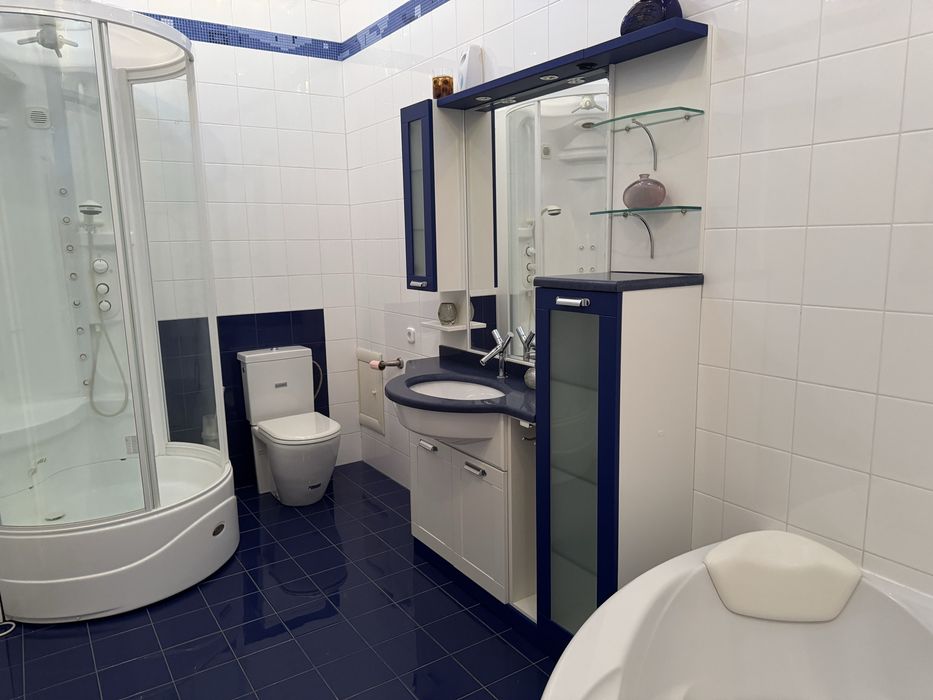 ‼️БЕЗ КОМИССИИ‼️ 3-комнатная квартира на Азарова, Отрада