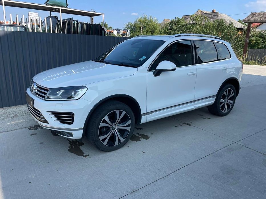 Шрот розборка авторазборка Touareg Таурег Туарег Таурек запчасти фара