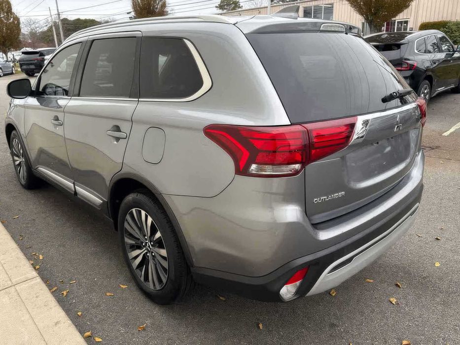 Mitsubishi Outlander SEL S-AWC      2020