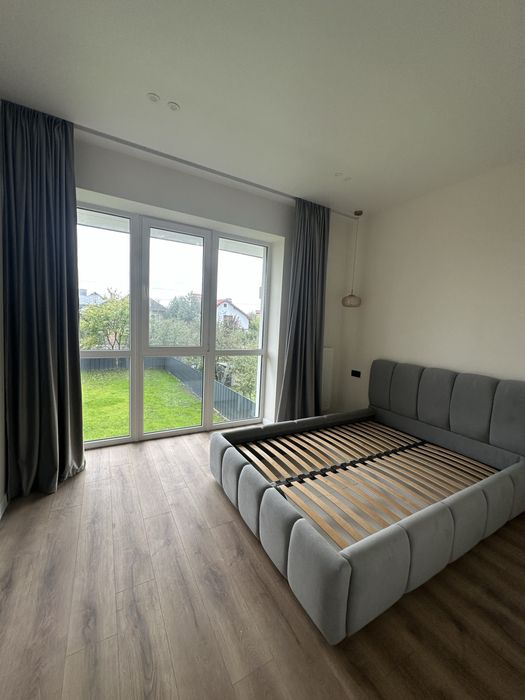 Продаж сучасного будиноку в с. Крихівці