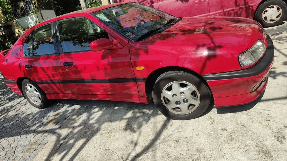 Carro Nissan Primera