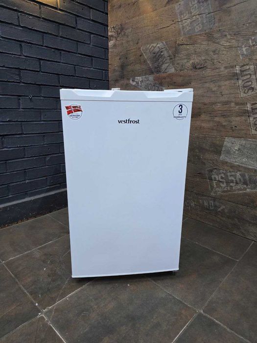Міні холодильник Vestfrost VD143FW 85 см.  Вибір. Гарантія. Доставка
