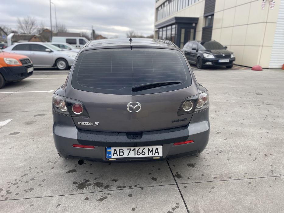 Продам Мазда 3  2.0 дизель