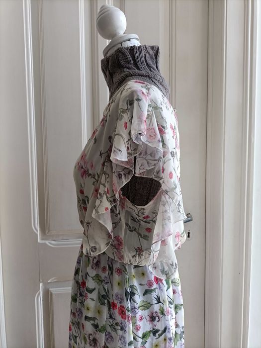 Vestido Midi Floral