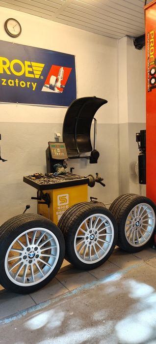 Styling 32 concave 18" 2 szerokości 8/9" z oponami
