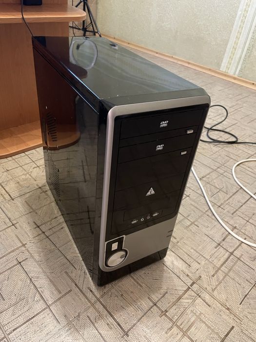 Продам пк системный блок i3 gtx950 1tb 8gb читайте описание