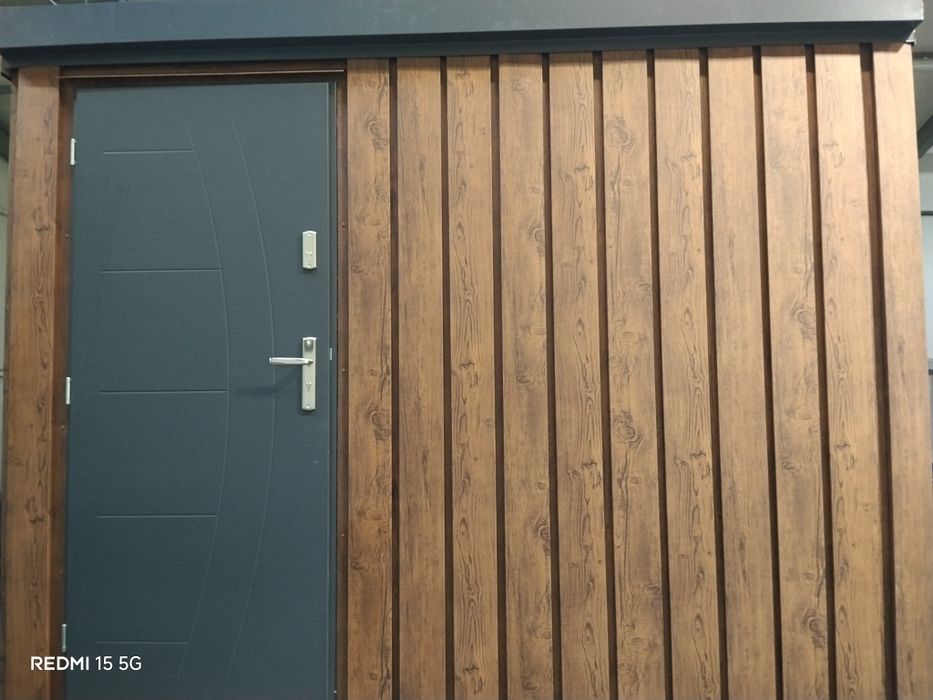 Kaseton, panel elewacyjny deska ścienna. Antracyt złoty dąb