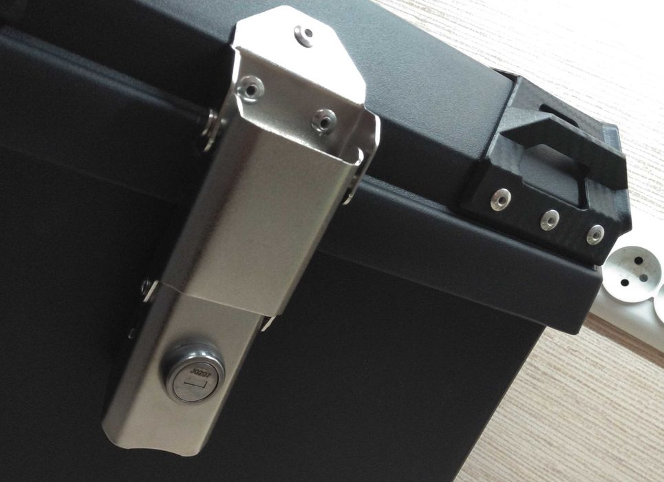 Кофр мото 45л универсальный мотоцикл багажник ABS пластик