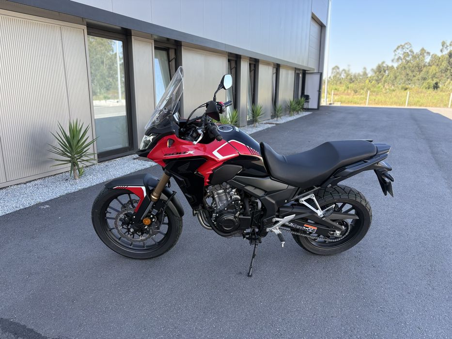 Honda CB 500 X (  Só tem 150 km )